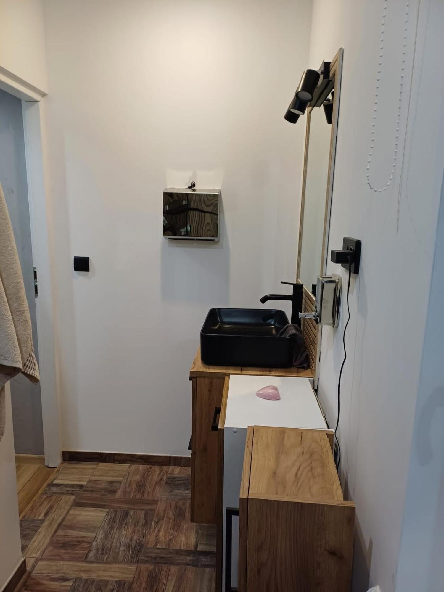 Osada Narost 37 Hotel Chojna Buitenkant foto