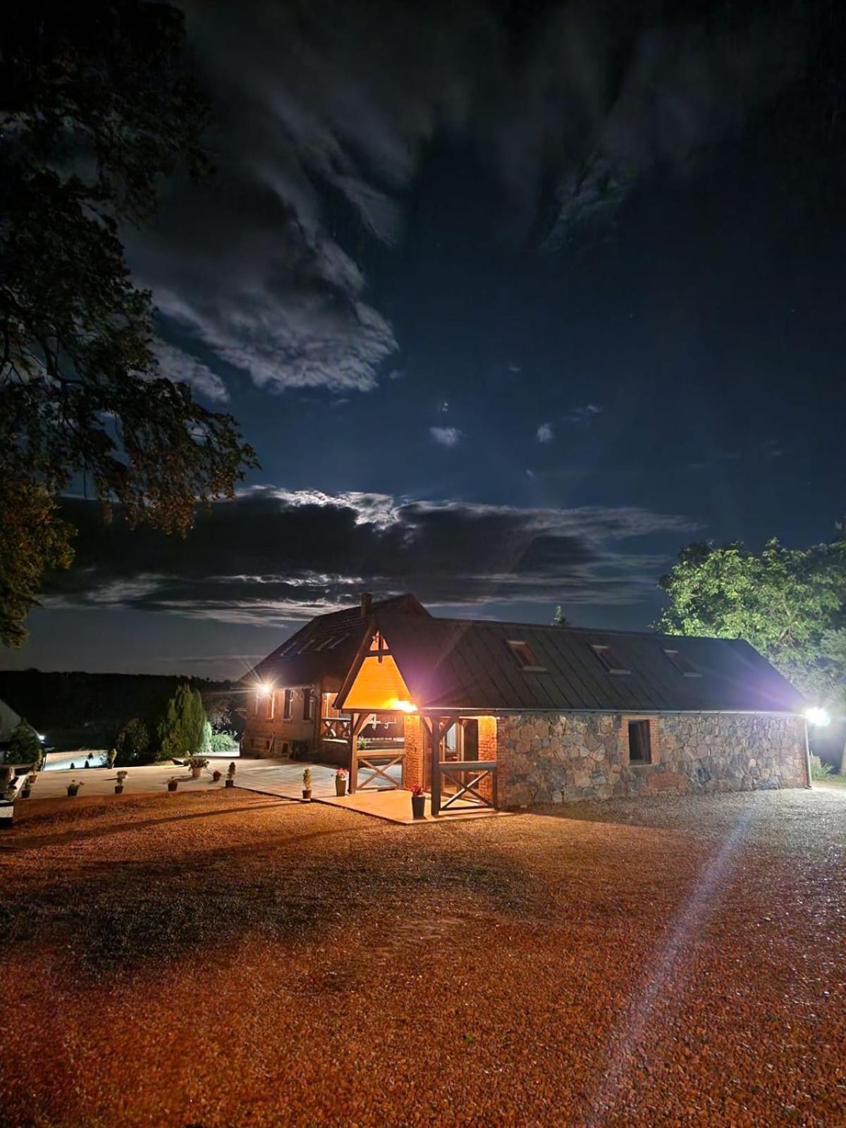 Osada Narost 37 Hotel Chojna Buitenkant foto